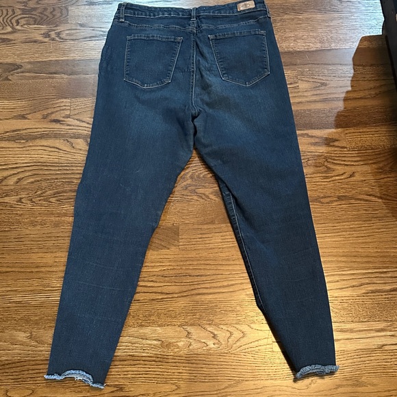 Sofia by Sofia Vergara Dark Blue Ankle Jeans - Picture 6 of 7